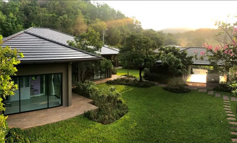 แอท กรีน